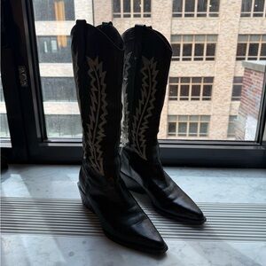 Black Cowboy Boots with White Stitching